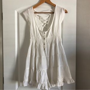 BNWOT Urban Outfitters TikTok-viral romper - size M